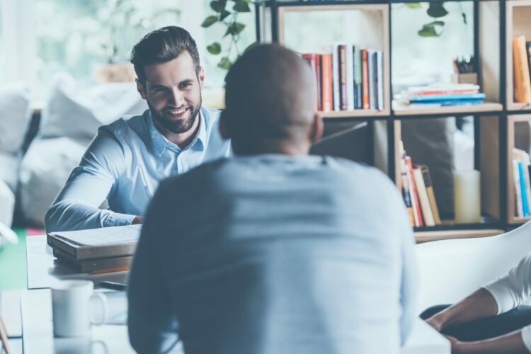 La pratique du théâtre pour vous aider à trouver un emploi